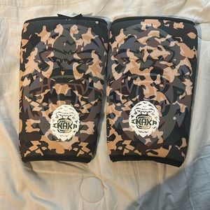 Inaka power knee sleeves
